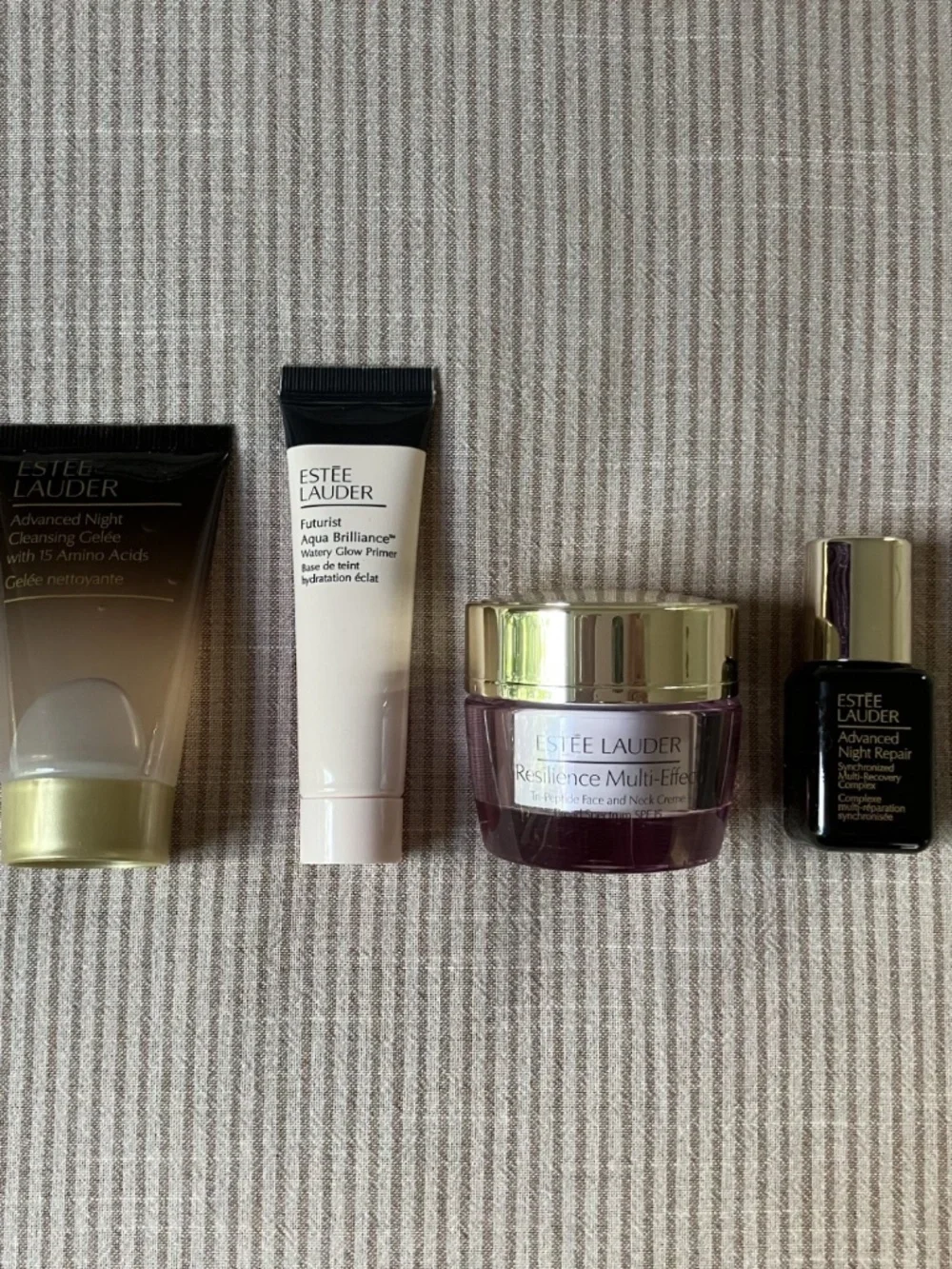 Estee Lauder Skincare Travel Set - Picture 2 of 9